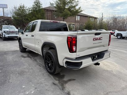 New 2026 GMC Sierra 1500 Pro w/ Graphite Edition
