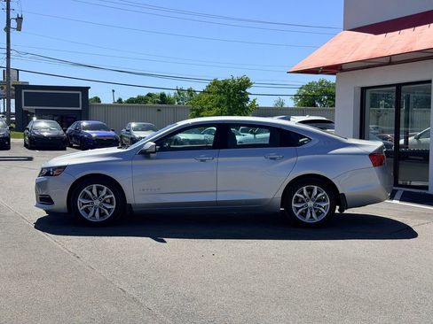 Used 2017 Chevrolet Impala LT w/ Leather Package FWD image 3