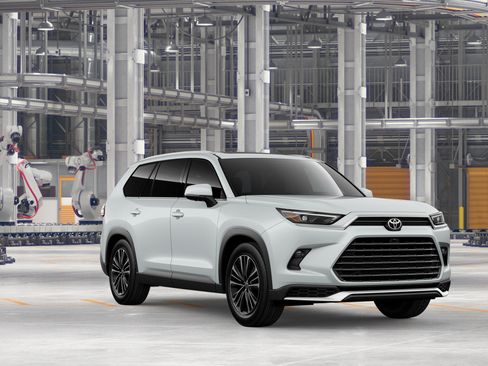 New 2026 Toyota Grand Highlander AWD Hybrid image 17
