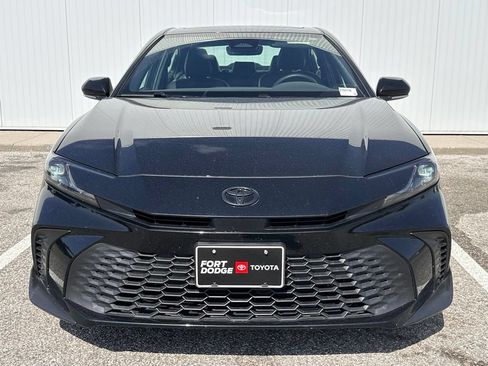 Used 2025 Toyota Camry SE w/ Multimedia Upgrade Package FWD image 10