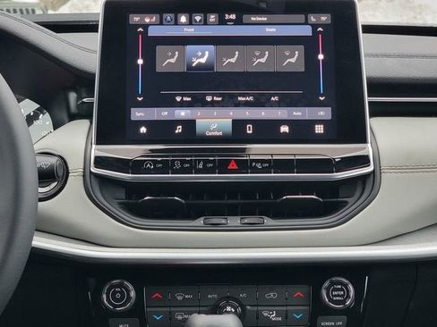 New 2026 Jeep Compass Limited image 26