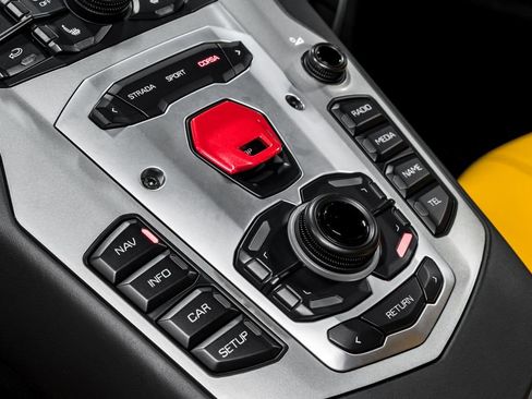 Used 2015 Lamborghini Aventador LP 700-4 AWD/4WD image 27