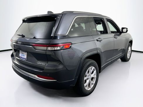 Used 2022 Jeep Grand Cherokee Limited image 5