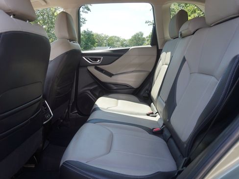 Used 2021 Subaru Forester Limited AWD/4WD image 14
