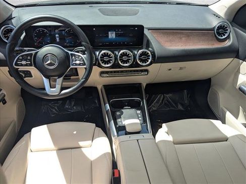 Certified 2023 Mercedes-Benz GLA 250 4MATIC image 18