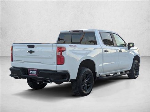 Used 2021 Chevrolet Silverado 1500 LT Trail Boss w/ Convenience Package II image 5