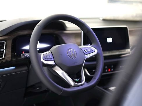New 2026 Volkswagen Atlas SEL Premium R-Line AWD/4WD image 13