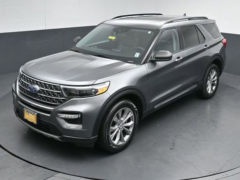 Certified 2023 Ford Explorer XLT w/ Equipment Group 202A AWD/4WD image 49
