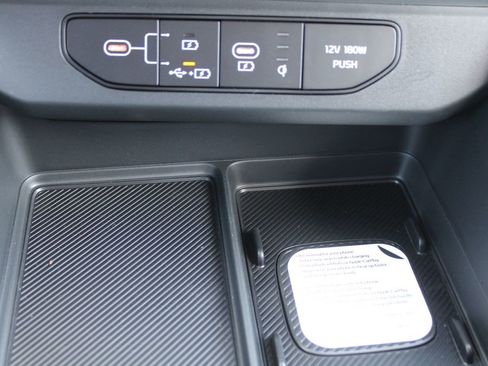 New 2026 Kia Carnival EX image 45