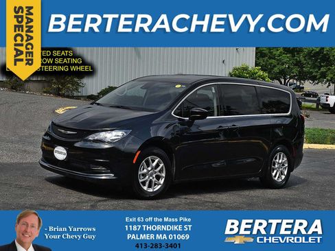 Used 2023 Chrysler Voyager LX FWD image 1