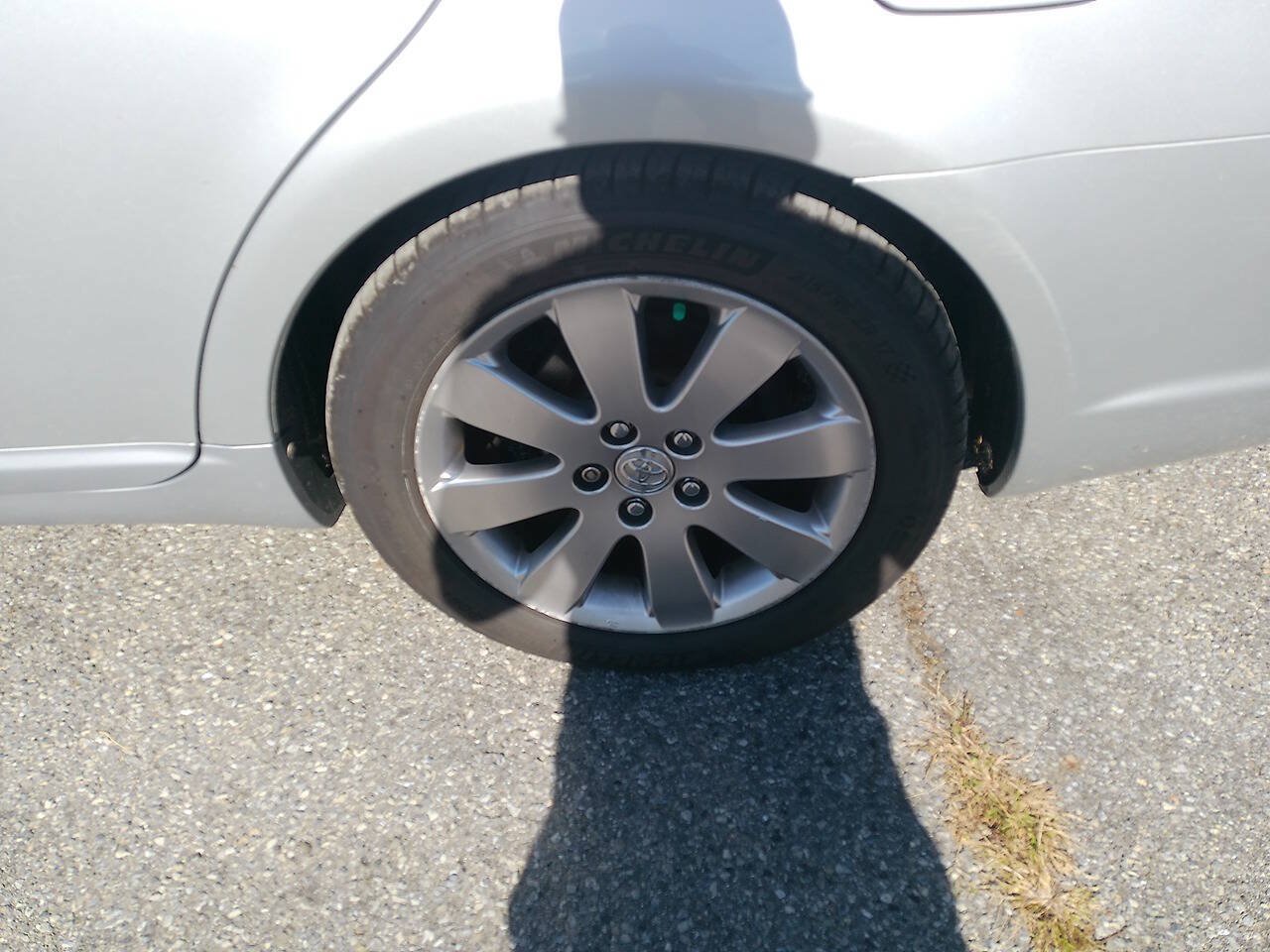 Used 2006 Toyota Avalon XLS FWD image 22