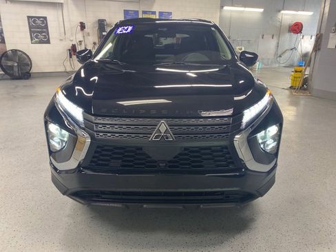 Used 2024 Mitsubishi Eclipse Cross AWD image 2