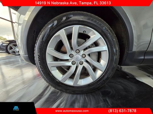 Used 2018 Land Rover Discovery HSE image 39