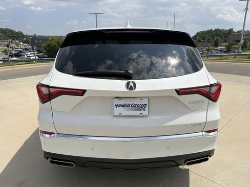 Certified 2024 Acura MDX SH-AWD w/ Technology Package image 33