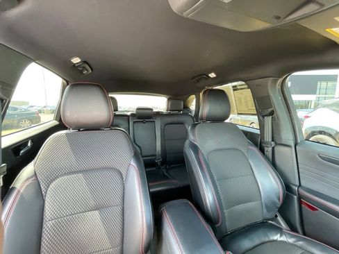 Used 2024 Ford Escape ST-Line w/ Tech Pack #1 AWD/4WD image 28