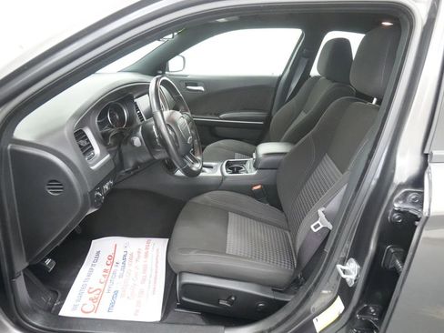 Used 2022 Dodge Charger SXT w/ Cold Weather Package AWD/4WD image 16