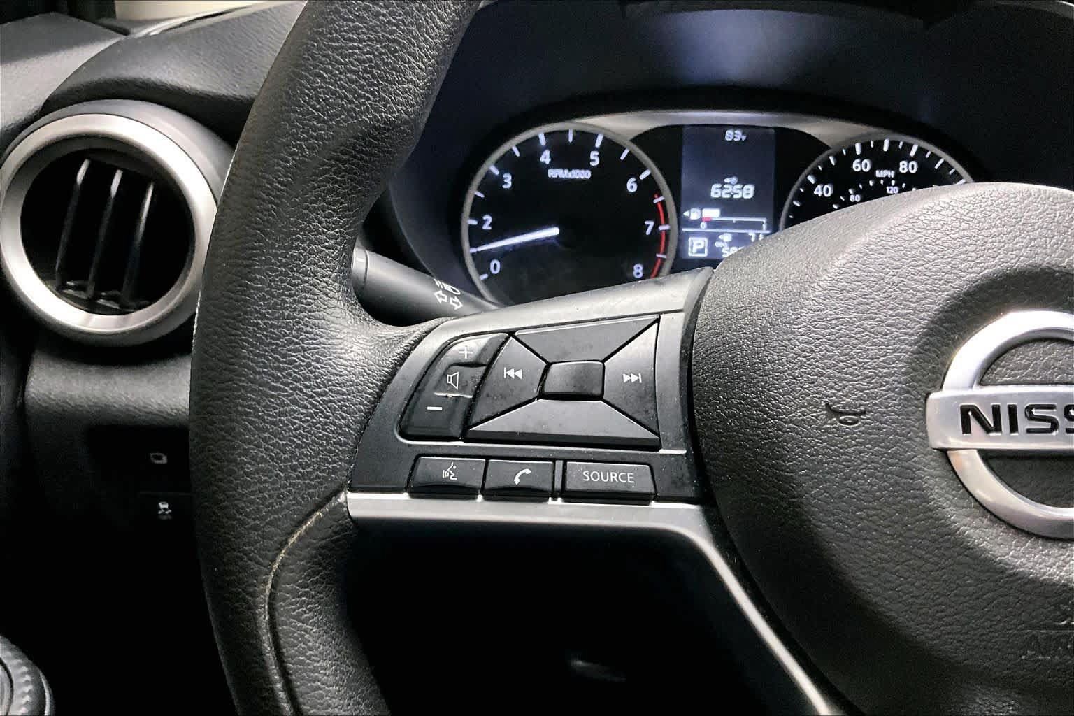 Used 2021 Nissan Versa S FWD image 21