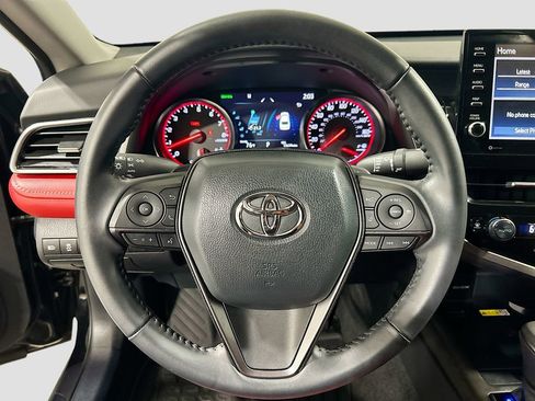 Used 2024 Toyota Camry XSE image 9