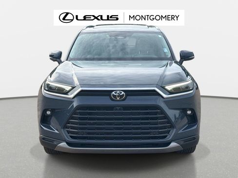 Used 2024 Toyota Grand Highlander AWD image 8
