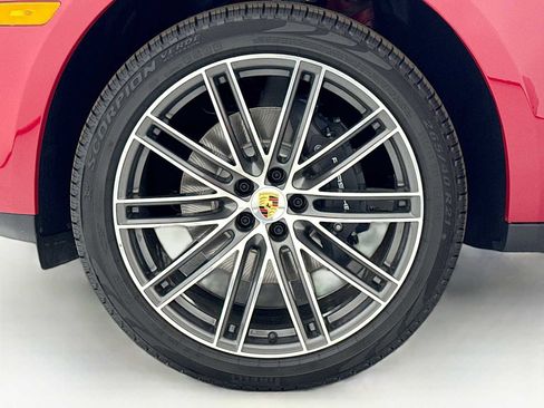 New 2026 Porsche Macan AWD/4WD image 33