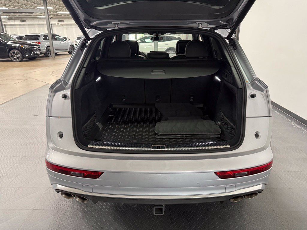 Used 2023 Audi SQ5 Premium Plus w/ Premium Plus Package AWD/4WD image 15