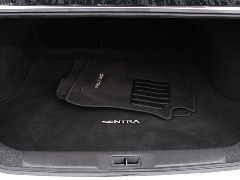 Certified 2021 Nissan Sentra SV image 18