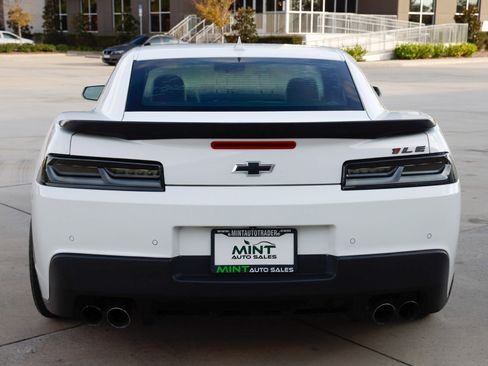 Used 2015 Chevrolet Camaro SS w/ SS Performance Package image 12