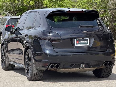 Used 2013 Porsche Cayenne GTS AWD/4WD image 8