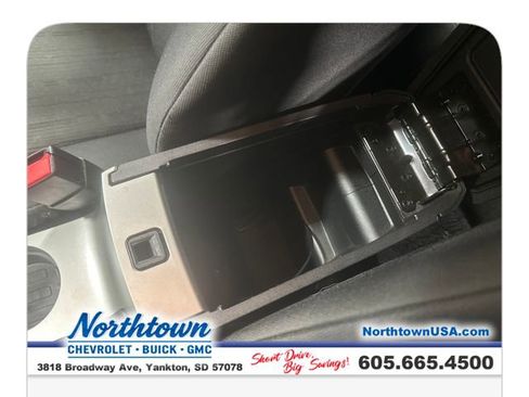 Used 2011 Ford Focus SE FWD image 24