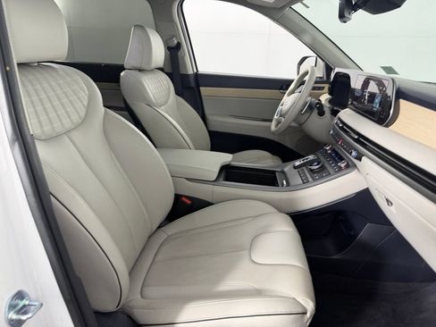 Used 2023 Hyundai Palisade Limited w/ Cargo Package FWD image 36