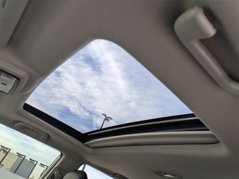 Used 2020 Toyota 4Runner SR5 Premium image 13