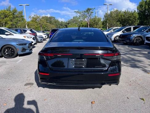 Used 2023 Honda Accord Sport image 5