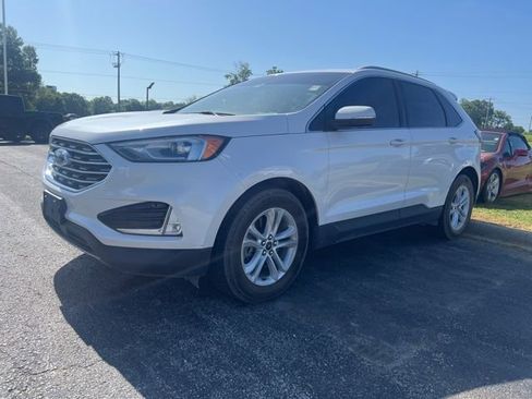 Used 2019 Ford Edge SEL w/ Equipment Group 201A AWD/4WD image 2