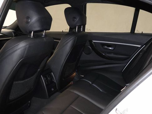 Used 2018 BMW 330e RWD image 11