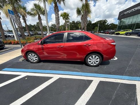 Used 2014 Toyota Corolla LE FWD image 6