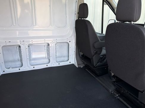New 2026 Ford Transit 250 148 Medium Roof Extended AWD image 4