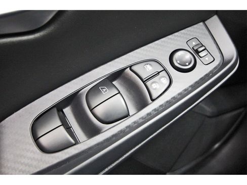 Used 2025 Nissan Sentra SV w/ All-Weather Package image 20