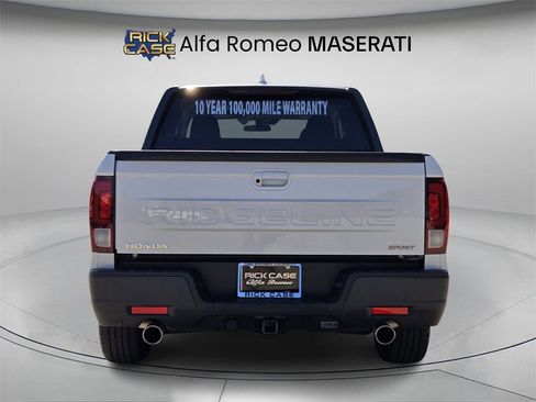 Used 2025 Honda Ridgeline Sport image 6