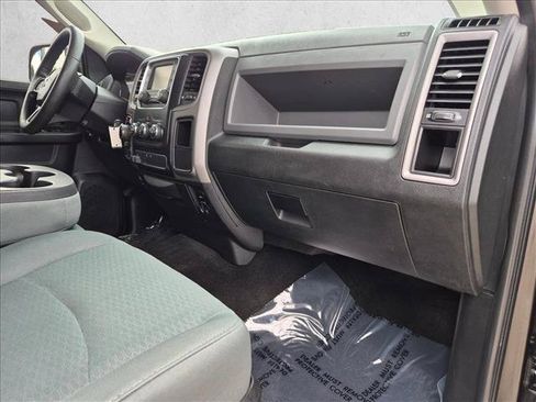 Used 2015 RAM 1500 Express AWD/4WD image 21