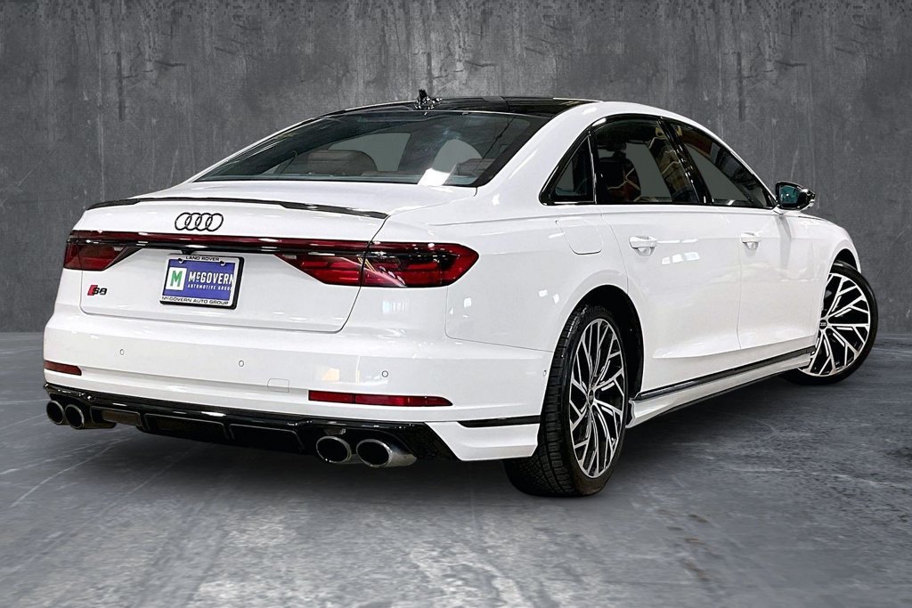 Used 2025 Audi S8 w/ Executive Package AWD/4WD image 7
