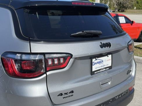 Used 2022 Jeep Compass Altitude w/ Convenience Group image 11