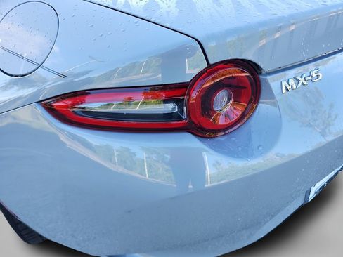 Used 2025 MAZDA MX-5 Miata RF Grand Touring RWD image 15