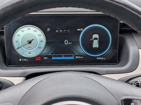 Used 2024 Hyundai Tucson Limited image 23