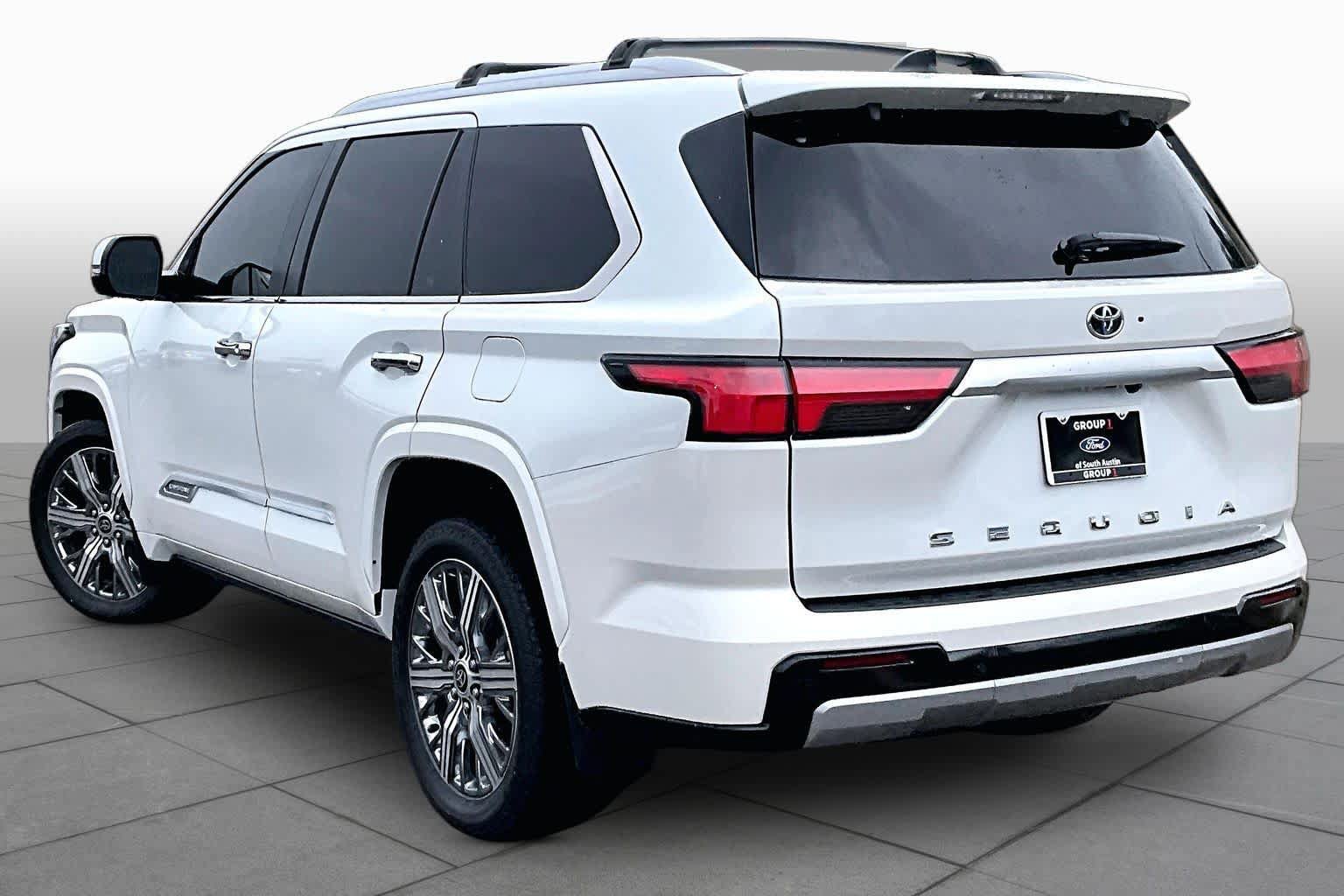Used 2024 Toyota Sequoia Capstone AWD/4WD image 14