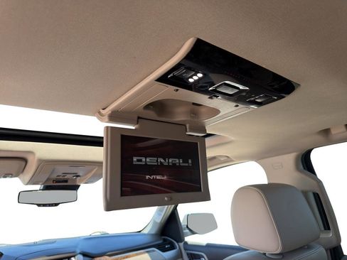 Used 2015 GMC Yukon Denali w/ Open Road Package AWD/4WD image 5