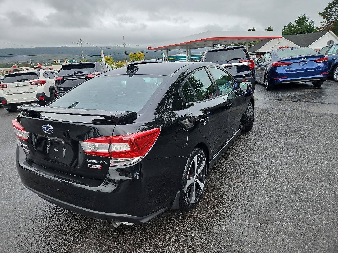 Used 2017 Subaru Impreza 2.0i Sport AWD/4WD image 3