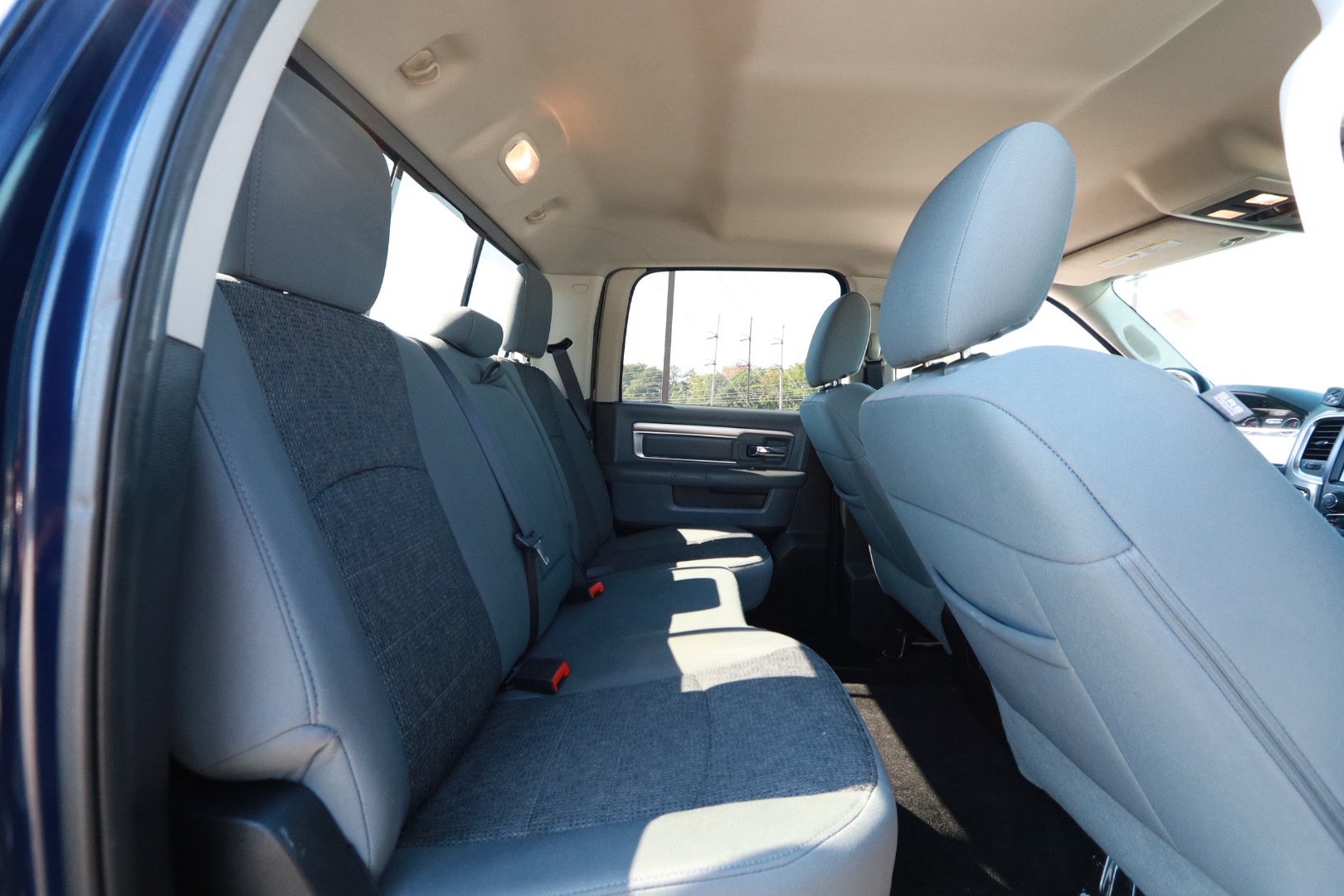Used 2015 RAM 1500 Lone Star RWD image 24