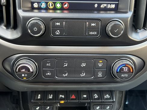 Used 2021 Chevrolet Colorado Z71 w/ Safety Package image 30