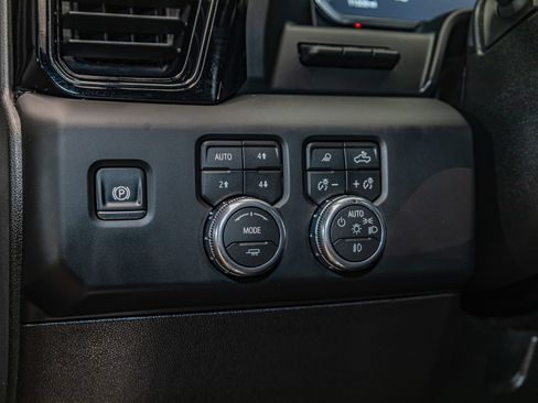 Used 2026 GMC Sierra 2500 AT4 w/ AT4 Premium Plus Package AWD/4WD image 20
