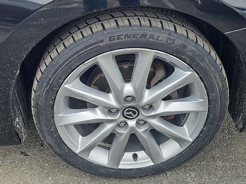 Used 2017 MAZDA MAZDA3 Touring image 10